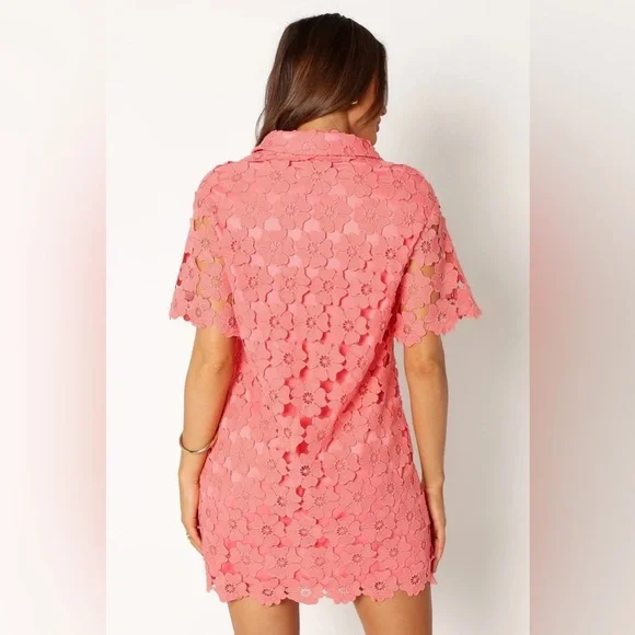 New with tags petal & pup tallie button up mini dress - watermelon - Picture 4 of 5